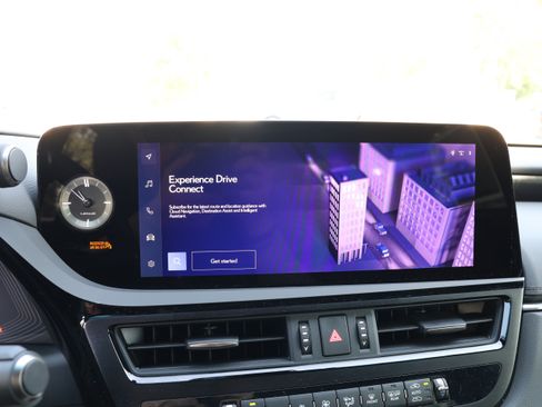 Used 2025 Lexus ES 300h w/ Premium Package FWD image 22