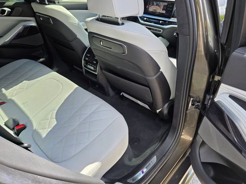 Used 2024 BMW X6 xDrive40i w/ Premium Package AWD/4WD image 32