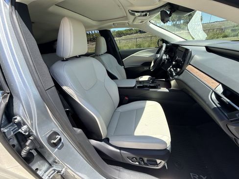 Used 2023 Lexus RX 350 Premium Plus w/ Accessory Package (Z1) FWD image 16