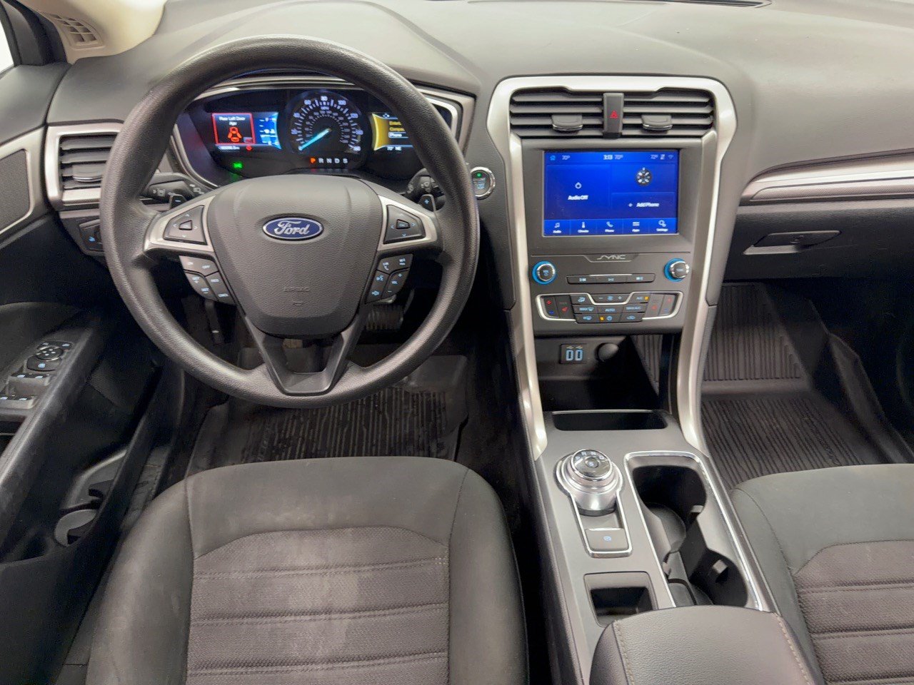 Used 2020 Ford Fusion SE AWD/4WD image 17