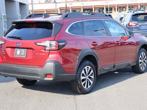 Used 2025 Subaru Outback Premium w/ Popular Package #1 AWD/4WD image 7