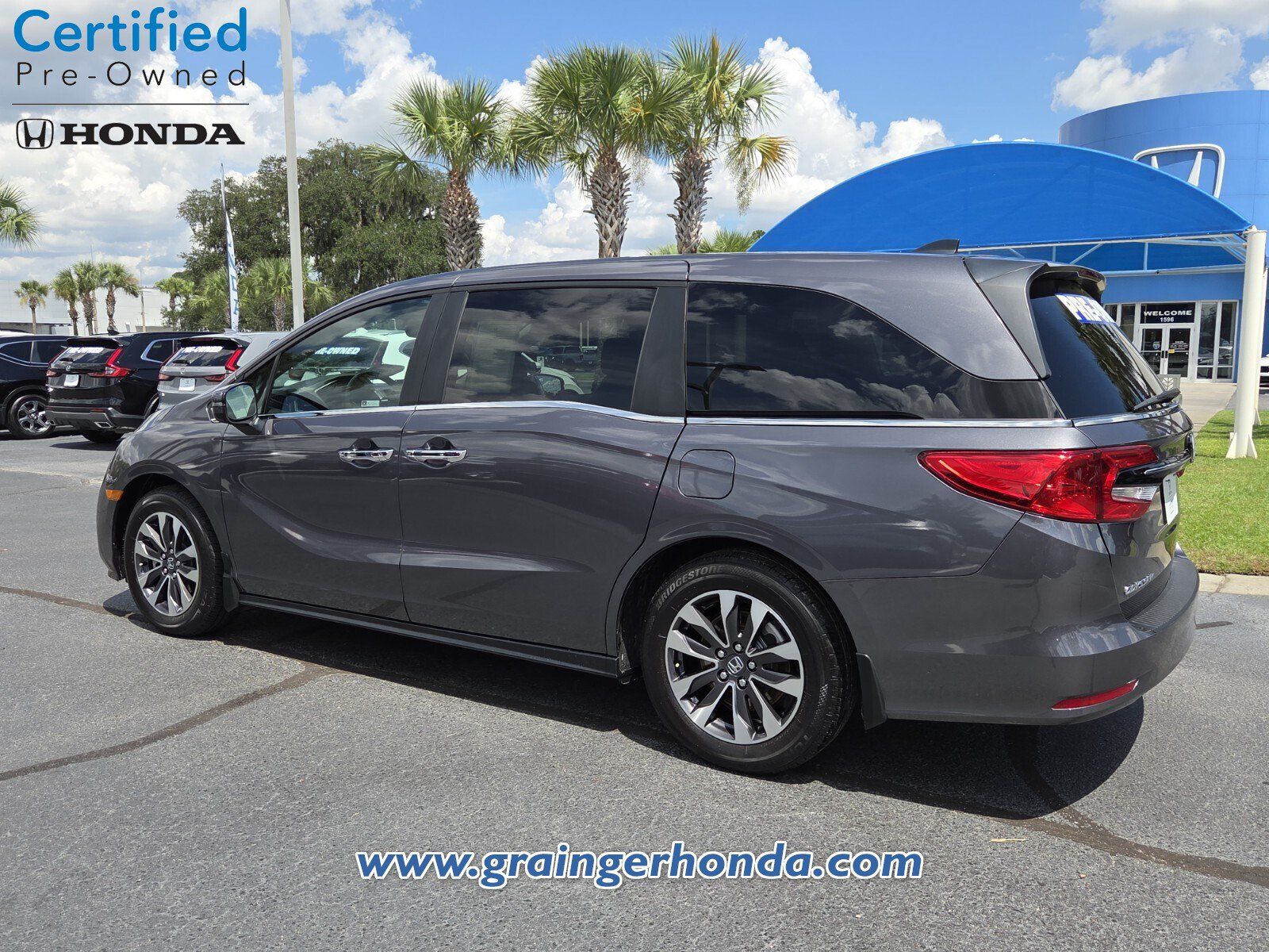 Certified 2024 Honda Odyssey EX-L image 3