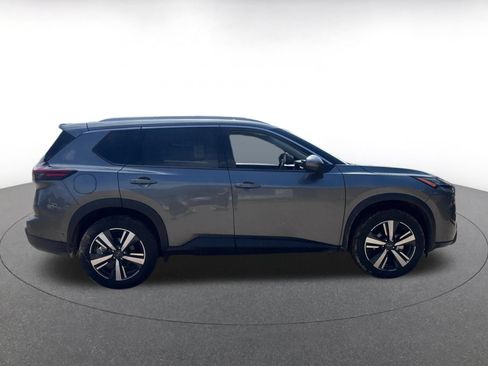 Used 2026 Nissan Rogue SL AWD/4WD image 32