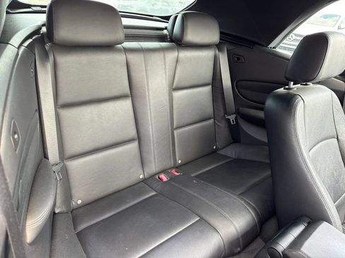 Used 2009 BMW 135i Convertible RWD image 24