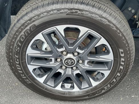 Used 2023 Toyota Tundra Limited image 10