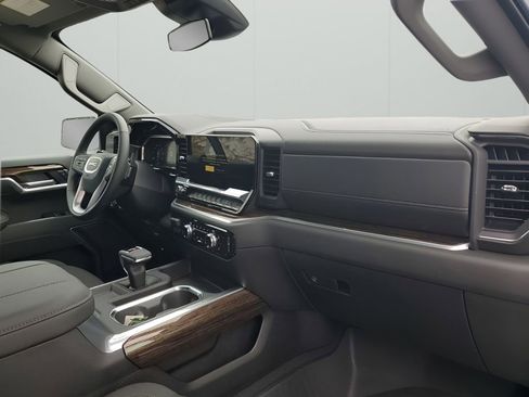 New 2026 GMC Sierra 1500 Elevation AWD/4WD image 16