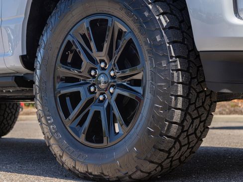 Certified 2025 Ford F150 Platinum AWD/4WD image 23