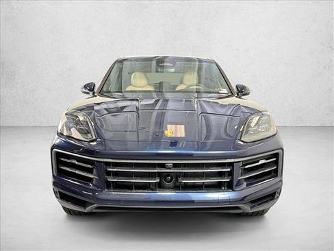 Used 2026 Porsche Cayenne AWD/4WD image 6