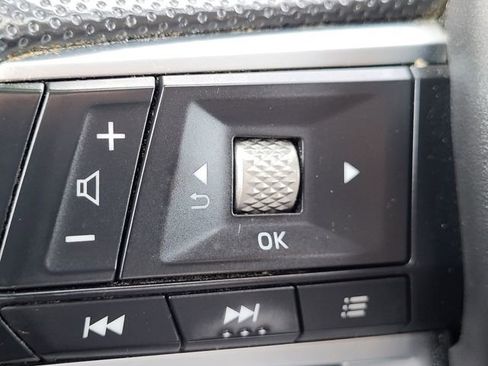 Used 2022 Mitsubishi Outlander ES image 12