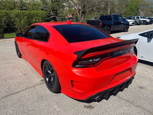 Used 2022 Dodge Charger R/T w/ Plus Group RWD image 4