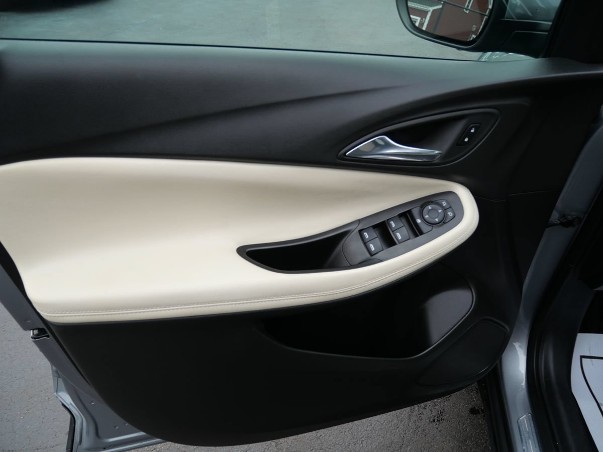 Used 2023 Buick Encore GX Preferred FWD image 14