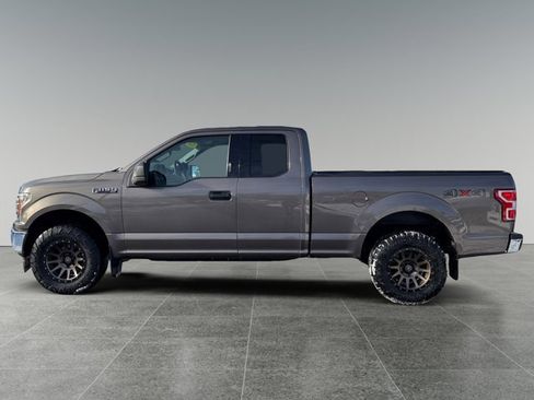 Used 2020 Ford F150 XLT image 2