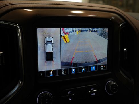 Used 2022 Chevrolet Silverado 2500 High Country w/ Z71 Off-Road Package image 23