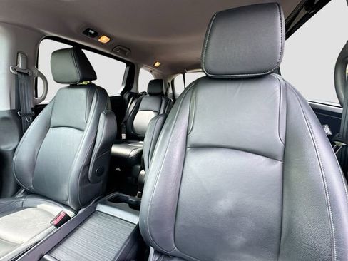 Used 2023 Honda Odyssey EX-L image 11