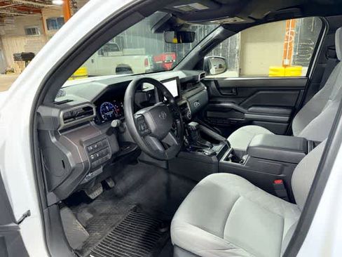 Used 2026 Toyota Tacoma SR5 AWD/4WD image 28