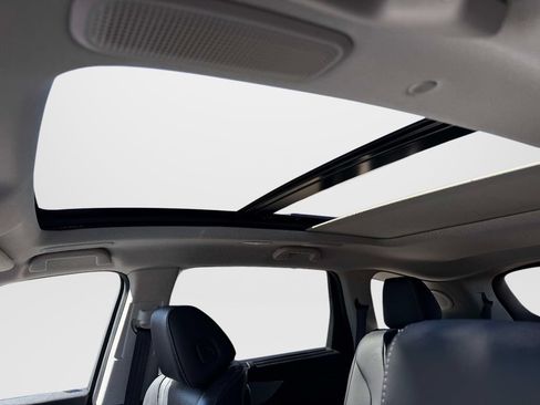 Certified 2026 Acura MDX SH-AWD w/ Technology Package image 18