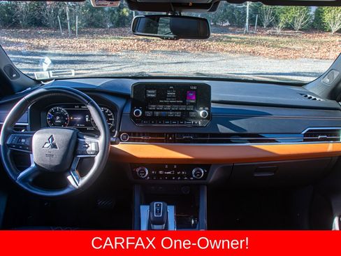 Used 2022 Mitsubishi Outlander SEL image 15