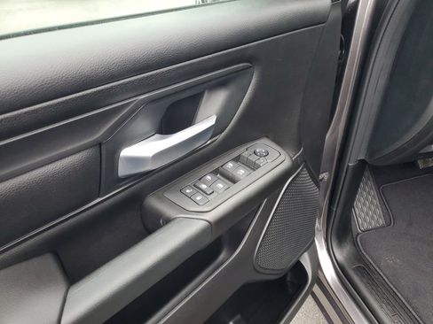 New 2026 RAM 1500 Express image 6