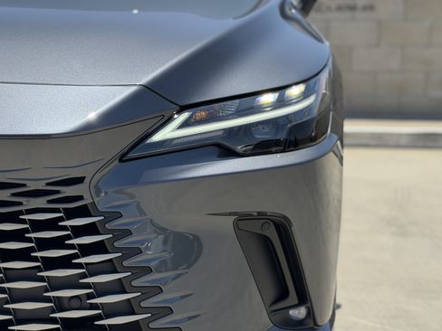New 2026 Lexus RX 350 FWD image 6