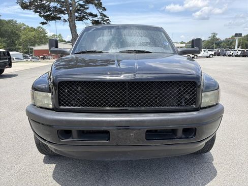 Used 1999 Dodge Ram 2500 Truck 2WD Quad Cab image 3