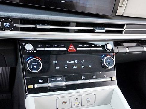 New 2026 Hyundai Santa Fe SE FWD image 33