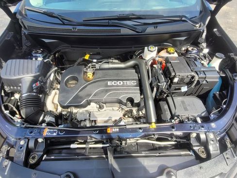 Used 2020 Chevrolet Equinox LT w/ Driver Convenience Package FWD image 17