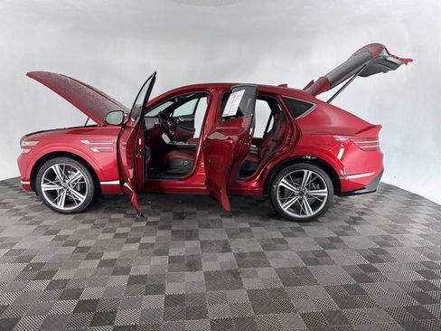 Used 2025 Genesis GV80 3.5T e-SC image 9