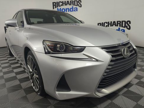 Used 2017 Lexus IS 200t RWD image 6