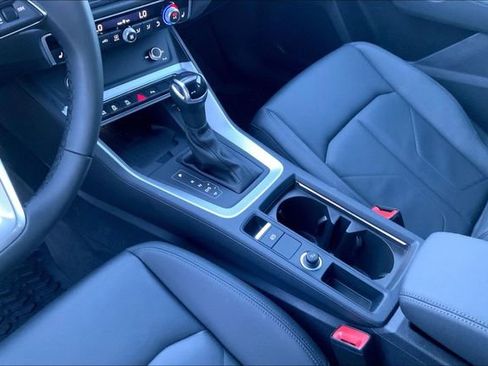 Certified 2025 Audi Q3 2.0T Premium w/ Convenience Package image 25
