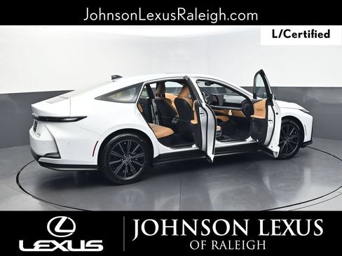 Used 2026 Lexus ES 350h AWD w/ Cold Area Package image 30