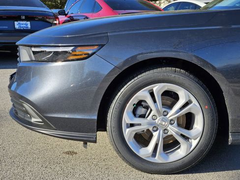 New 2025 Honda Accord LX image 8