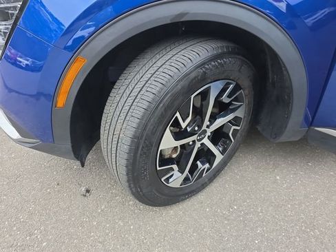 Used 2024 Kia Sportage EX image 43