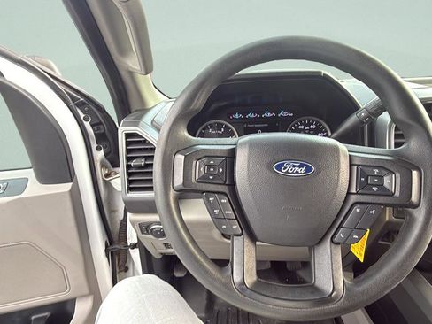 Used 2018 Ford F250 XLT w/ XLT Value Package AWD/4WD image 23