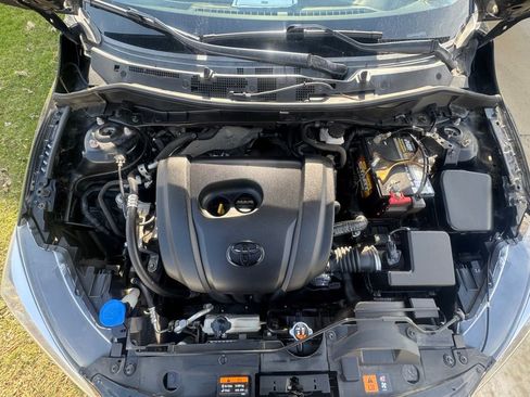 Used 2017 Toyota Yaris iA image 25