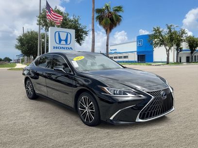 Used 2022 Lexus ES 300h w/ Premium Package