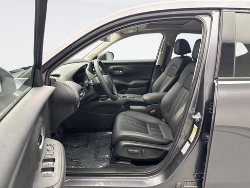 Used 2023 Honda HR-V EX-L image 11