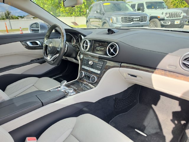 Used 2017 Mercedes-Benz SL 450 image 10