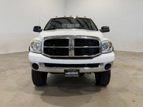 Used 2007 Dodge Ram 3500 Truck ST w/ Trailer Tow Group AWD/4WD image 3