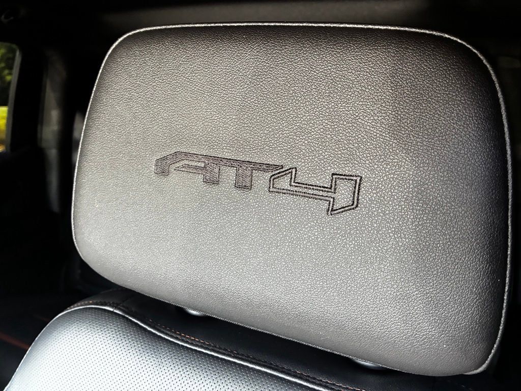 Used 2024 GMC Sierra 1500 AT4 w/ AT4 Preferred Package AWD/4WD image 26