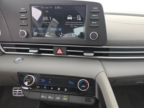 New 2025 Hyundai Elantra Sport image 19