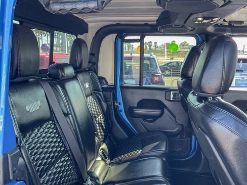 Certified 2022 Jeep Gladiator Rubicon w/ Trailer Tow Package image 19