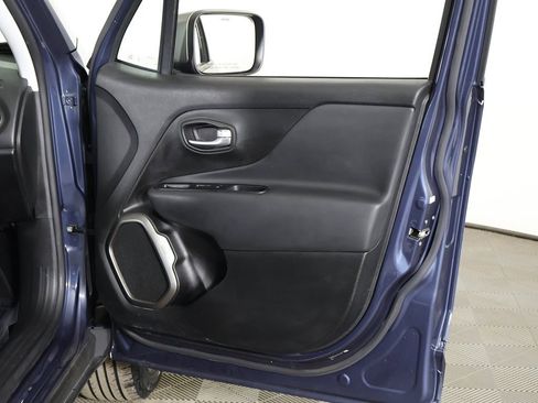 Used 2020 Jeep Renegade Limited w/ Trailer Tow Group image 20