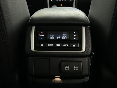 Used 2020 Subaru Ascent Limited w/ Technology Package AWD/4WD image 31