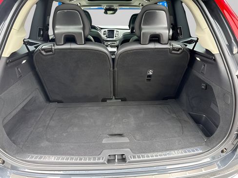 Used 2022 Volvo XC90 T6 Inscription w/ Climate Package AWD/4WD image 12