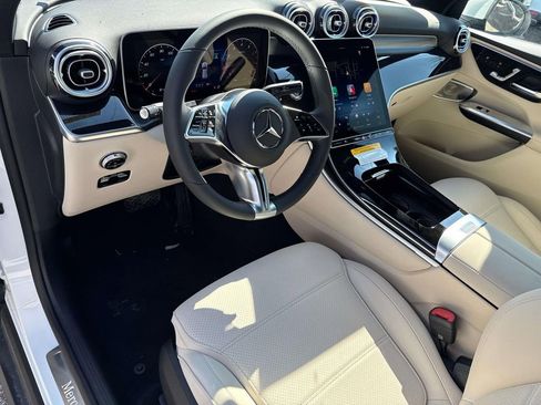 New 2026 Mercedes-Benz GLC 300 4MATIC image 9