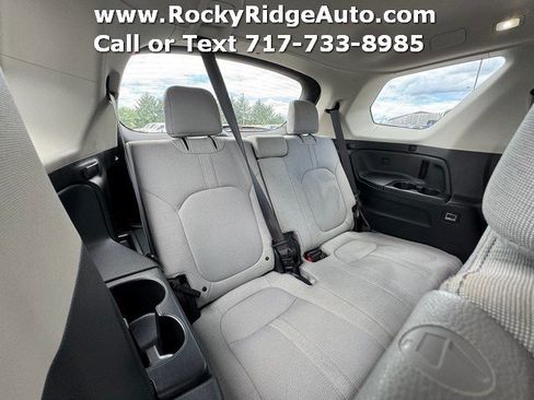 Used 2023 Honda Pilot LX image 14