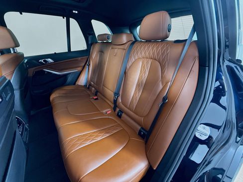 Used 2023 BMW X5 xDrive45e image 23