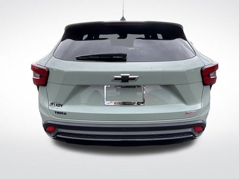 Used 2024 Chevrolet Trax RS w/ Driver Confidence Package image 19