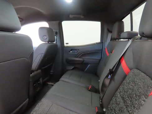 Used 2024 Chevrolet Colorado Z71 w/ Z71 Convenience Package 2 image 16