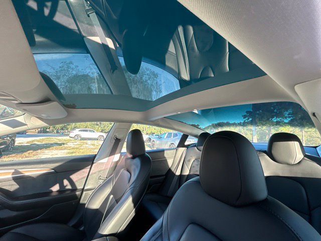 Used 2023 Tesla Model 3 Standard Range RWD image 12